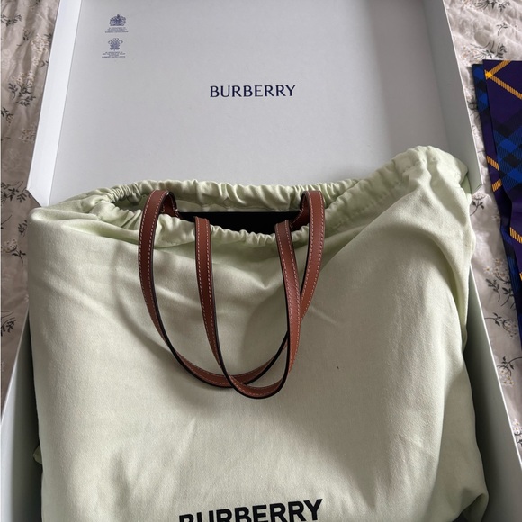 Burberry Beige and Brown Checkered Tote with Pouch - Picture 3 of 6